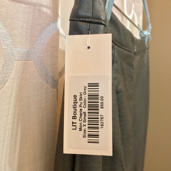 GRAY MON CHERIE PU SKIRT! - Picture 7 of 8